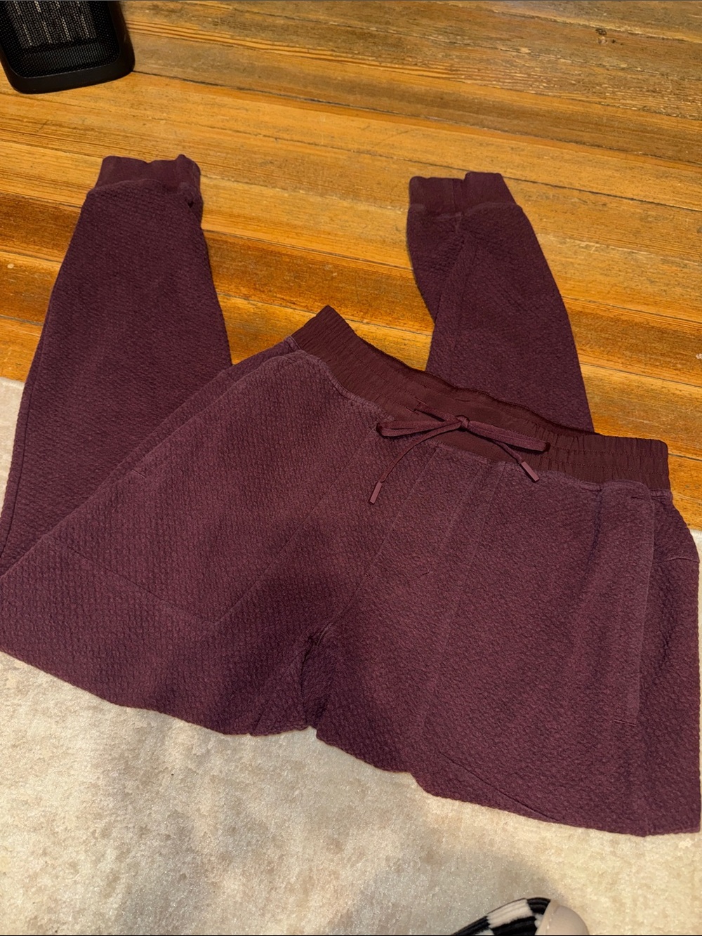 lululemon athletica Men’s Maroon Textured Jogger Pants